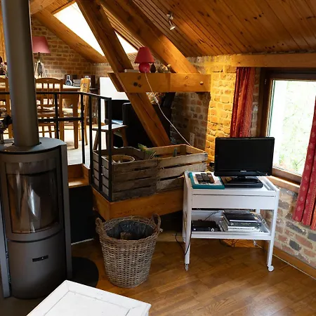 Semesterbostad Les Deux De La Plumette - Le Logis Et Le Fenil