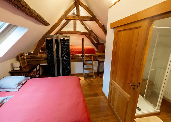 Casa de Férias Les Deux De La Plumette - Le Logis Et Le Fenil